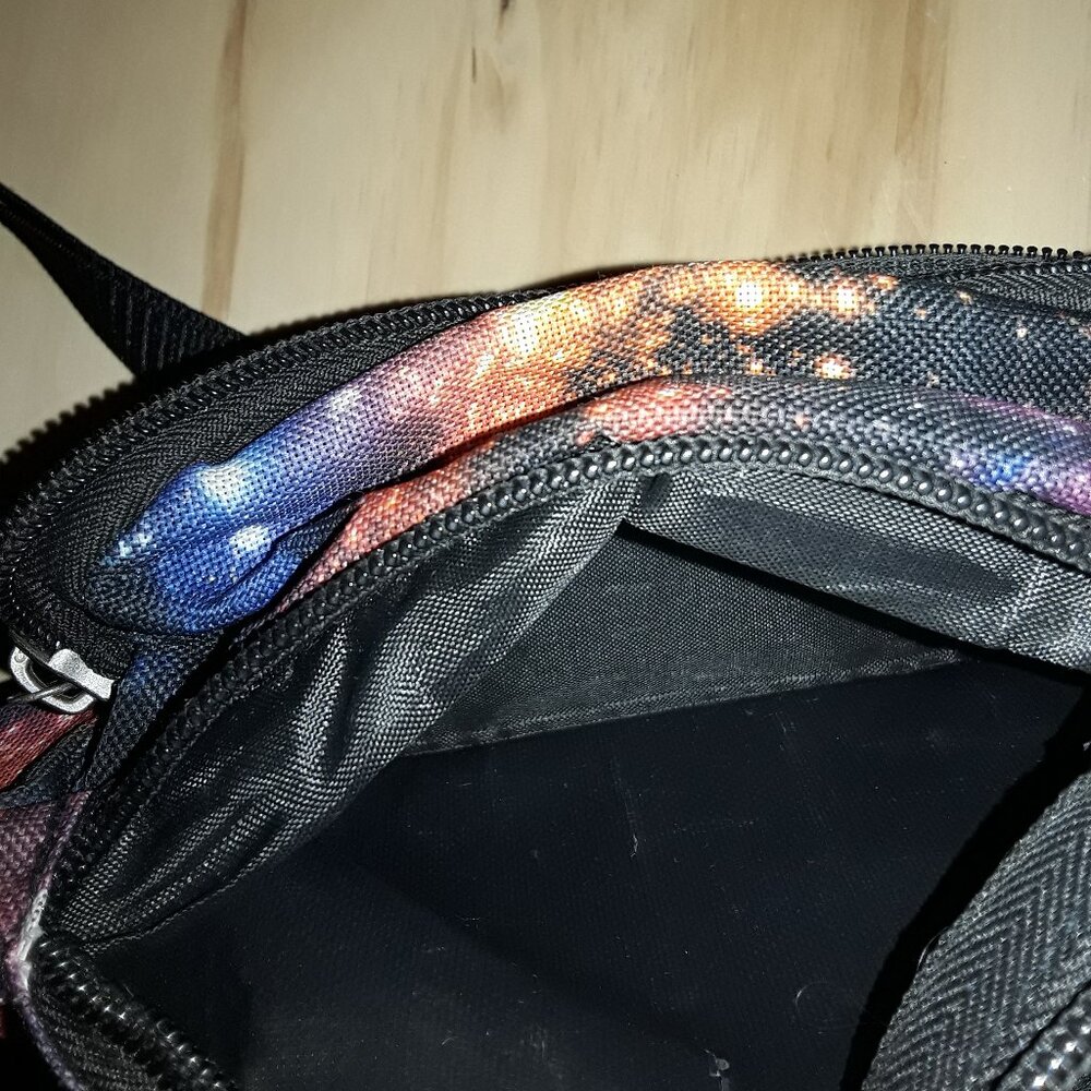 Everest | galaxy cosmic print | fanny pack | belt bag - Picture 11 of 14